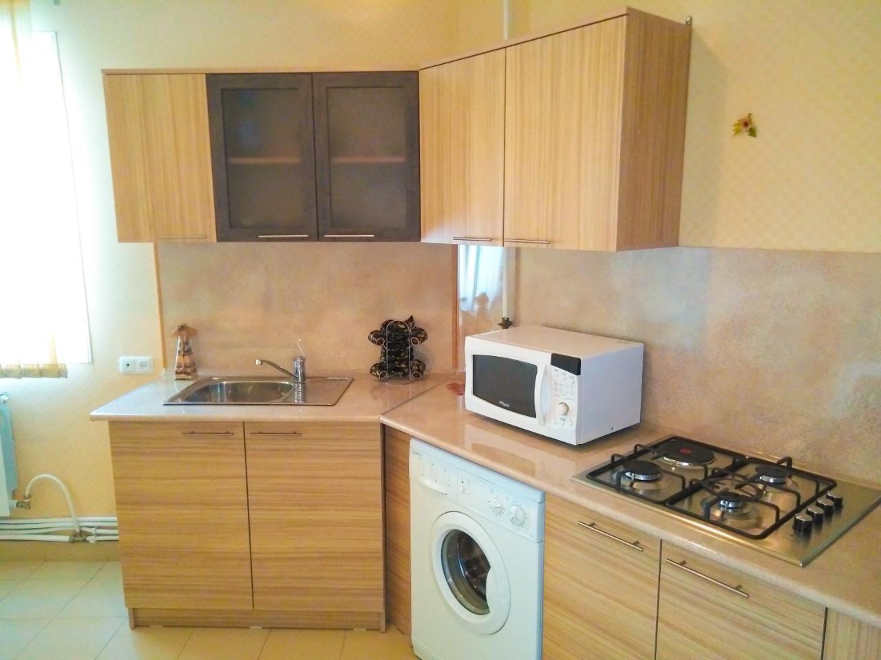 Rest Guest House Γιερεβάν Εξωτερικό φωτογραφία