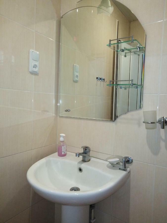 Rest Guest House Γιερεβάν Εξωτερικό φωτογραφία