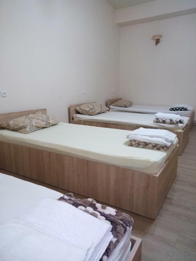 Rest Guest House Γιερεβάν Εξωτερικό φωτογραφία