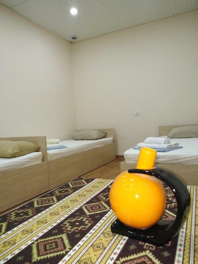 Rest Guest House Γιερεβάν Εξωτερικό φωτογραφία
