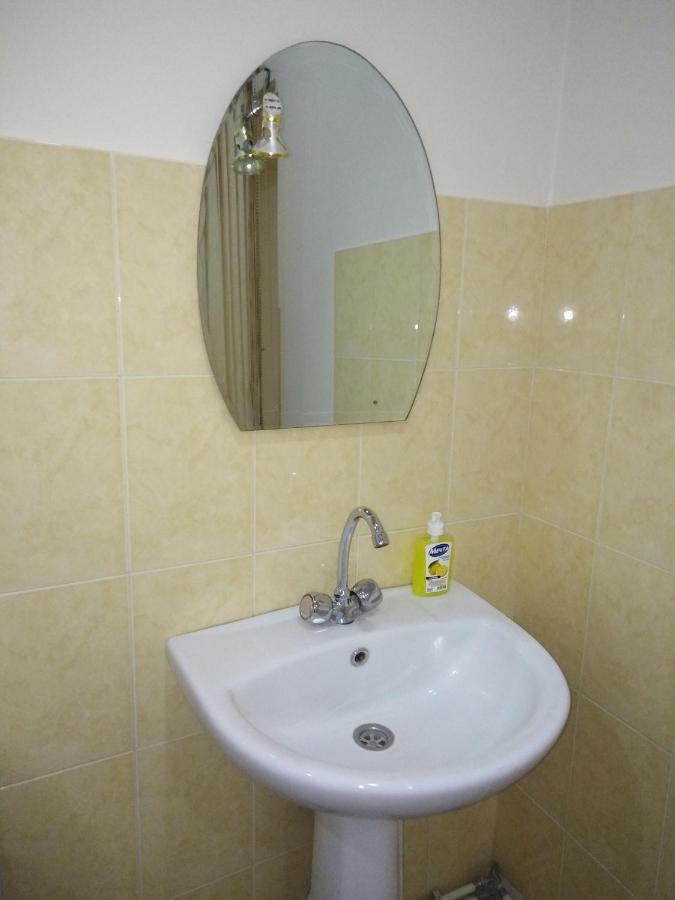 Rest Guest House Γιερεβάν Εξωτερικό φωτογραφία